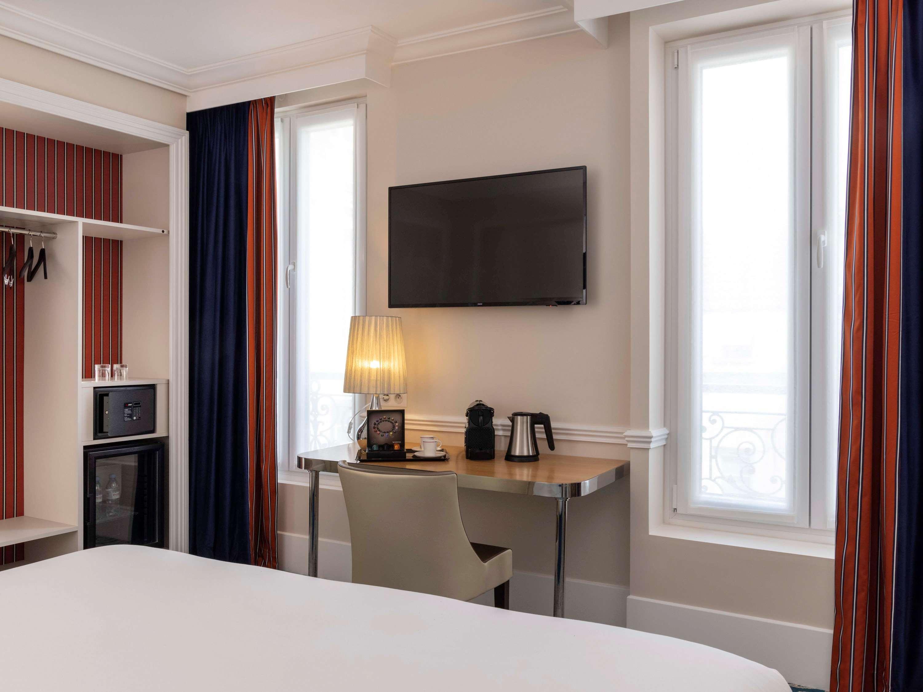 Hotel Mercure La Sorbonne Saint-Germain-des-Prés París Exterior foto