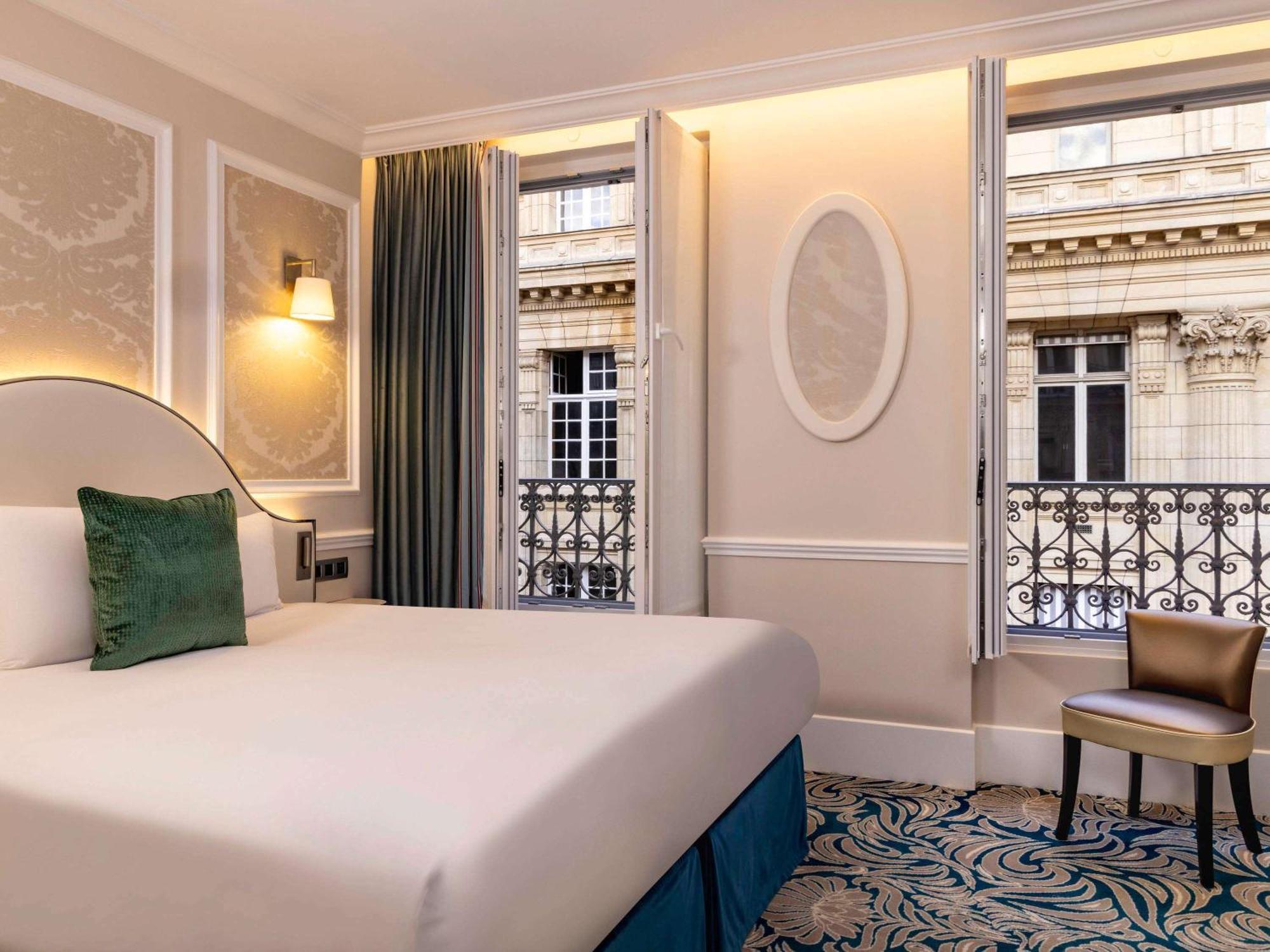 Hotel Mercure La Sorbonne Saint-Germain-des-Prés París Exterior foto