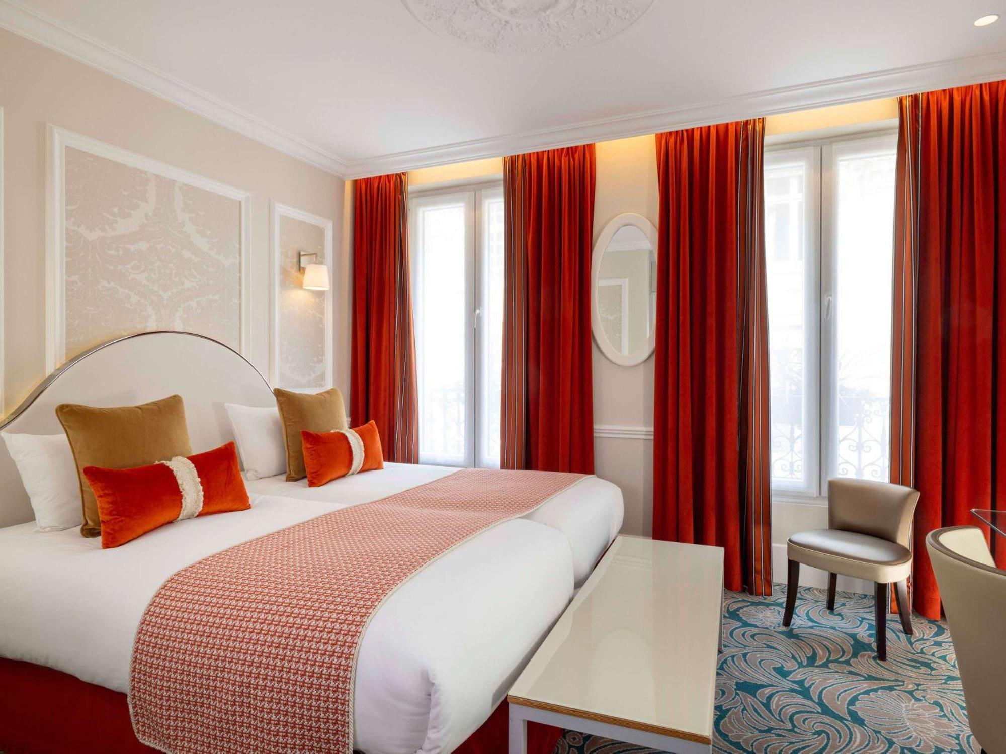 Hotel Mercure La Sorbonne Saint-Germain-des-Prés París Exterior foto