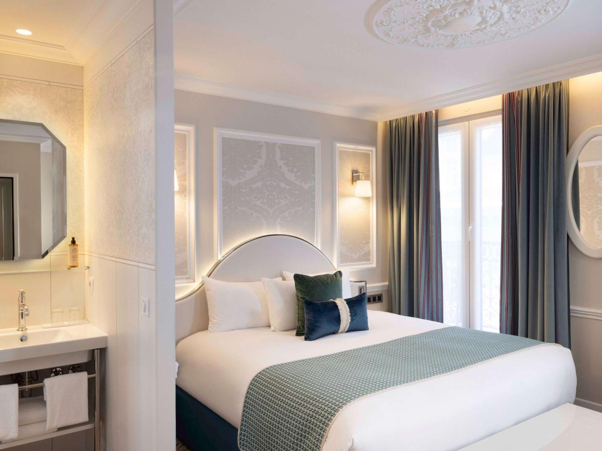 Hotel Mercure La Sorbonne Saint-Germain-des-Prés París Exterior foto